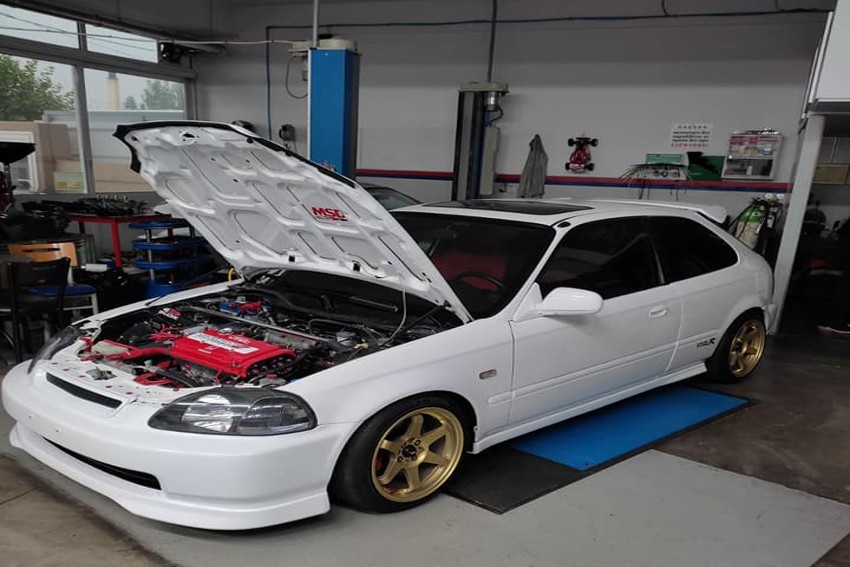 Συνεργείο Αυτοκινήτων Μαρκόπουλο